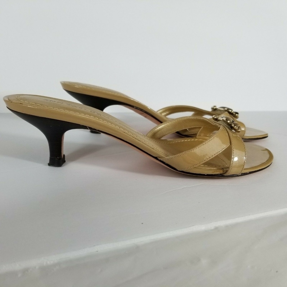 ANN TAYLOR Tan Kitten Heel Slides 6 1/2 M